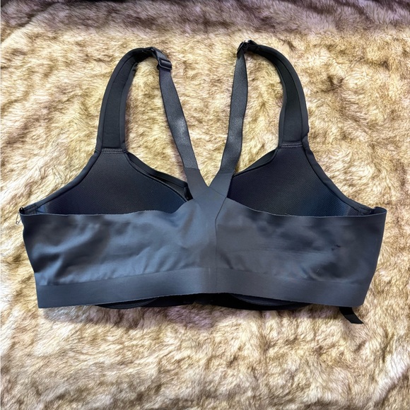 Victoria Secret Knockout bra 38C - Picture 2 of 4